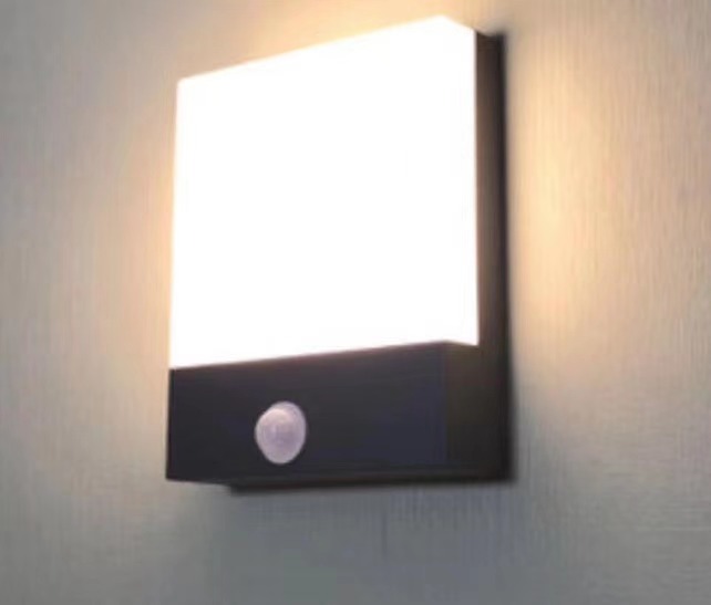 Aplique pared LED Behali con luz emergencia y sensor movimiento